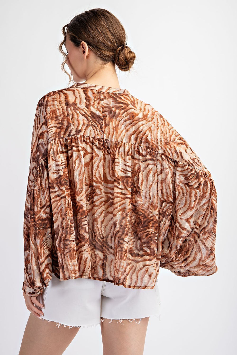 TIGER PRINTED DOLMAN SLEEVE TOP