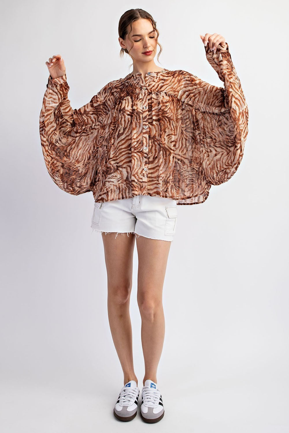 TIGER PRINTED DOLMAN SLEEVE TOP