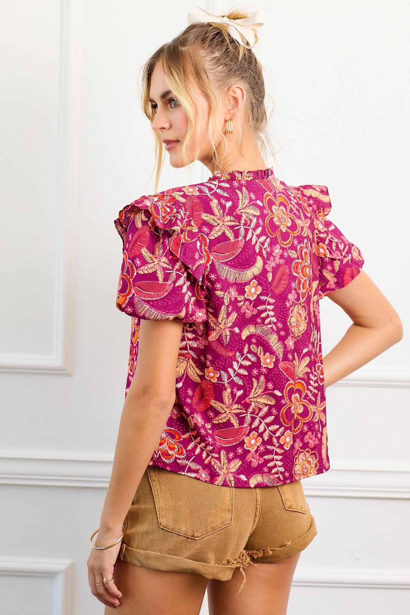 FLORAL PRINT RUFFLE NECK TIE TOP