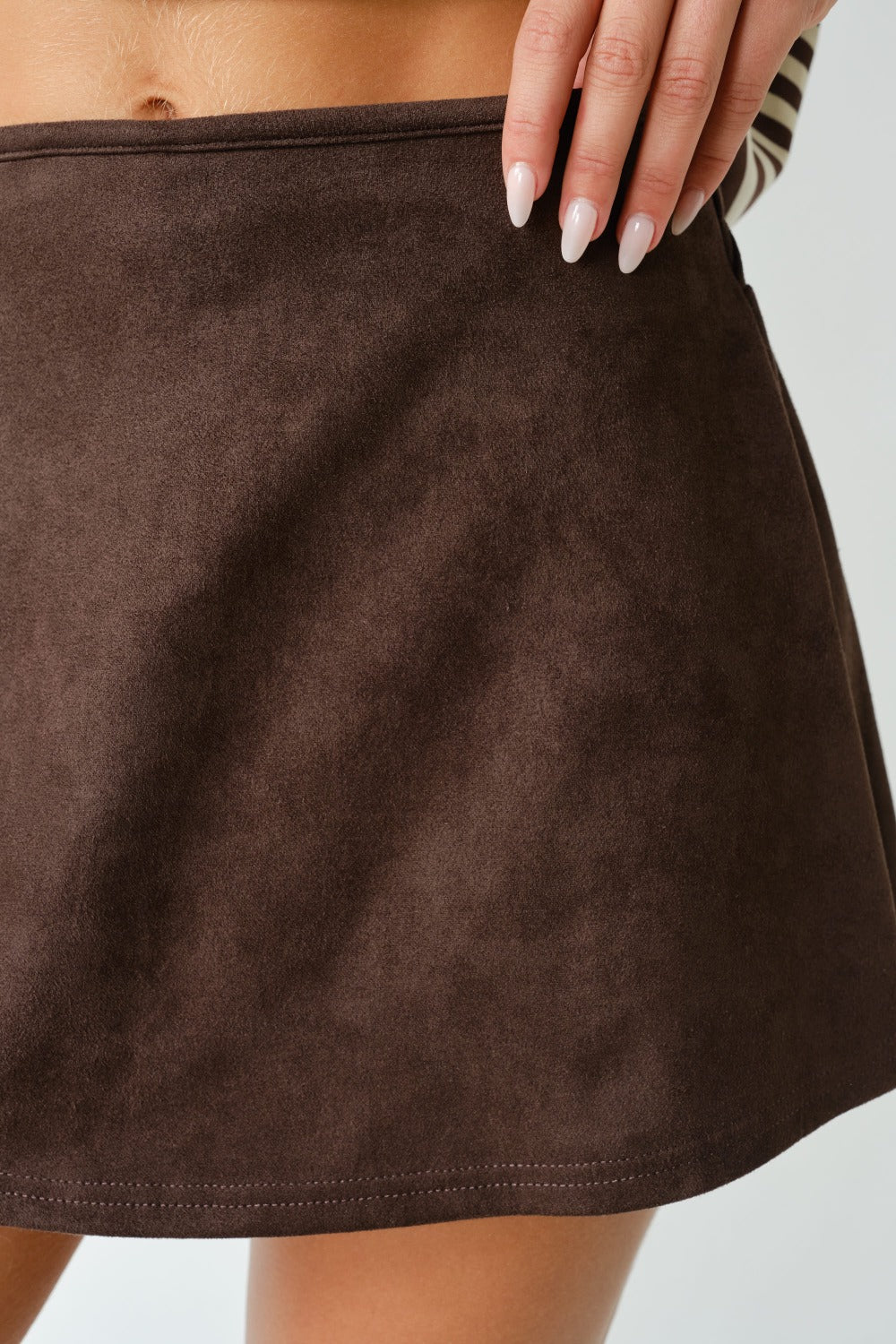 Brown Hudson skort - elastic waistband detail