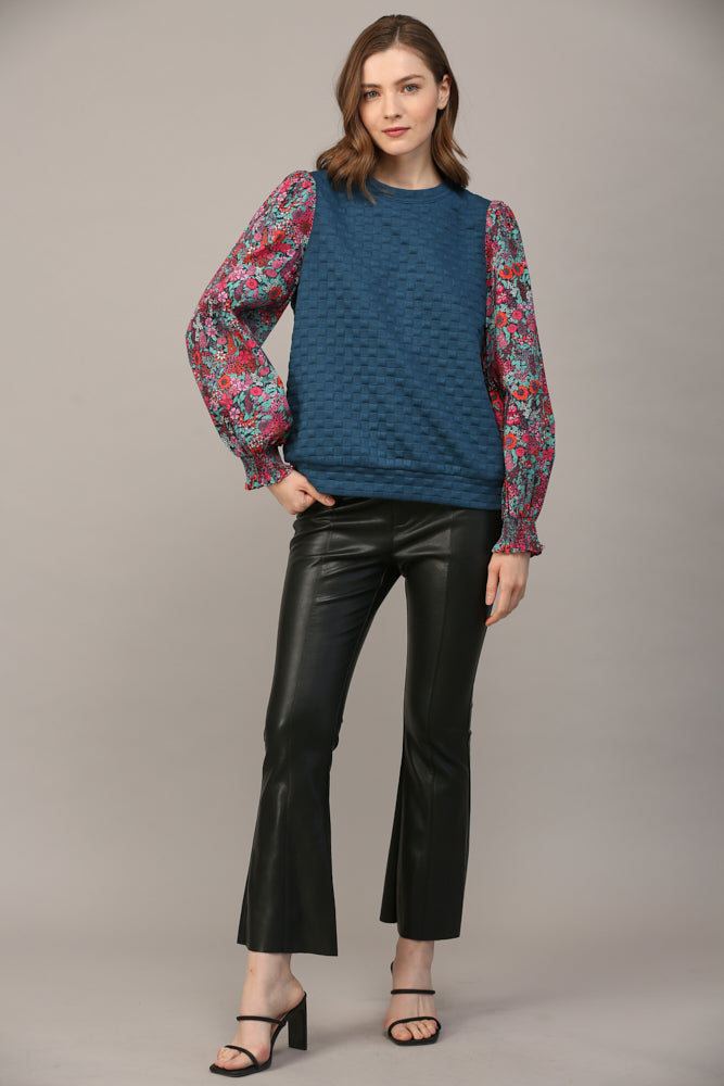 PRINTED SLEEVE EMBOSSED SWEATSHIRT