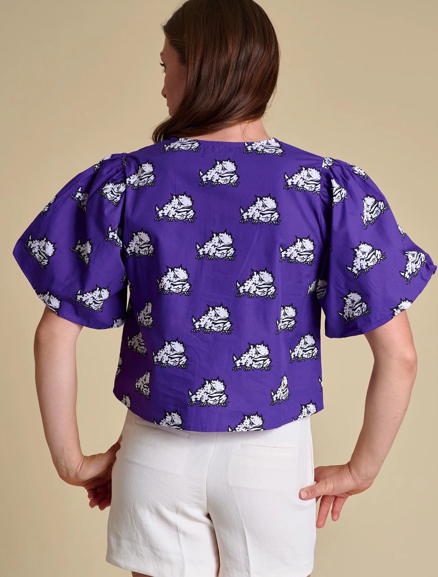 HORNED FROG PUFF SLEEVE TIE TOP