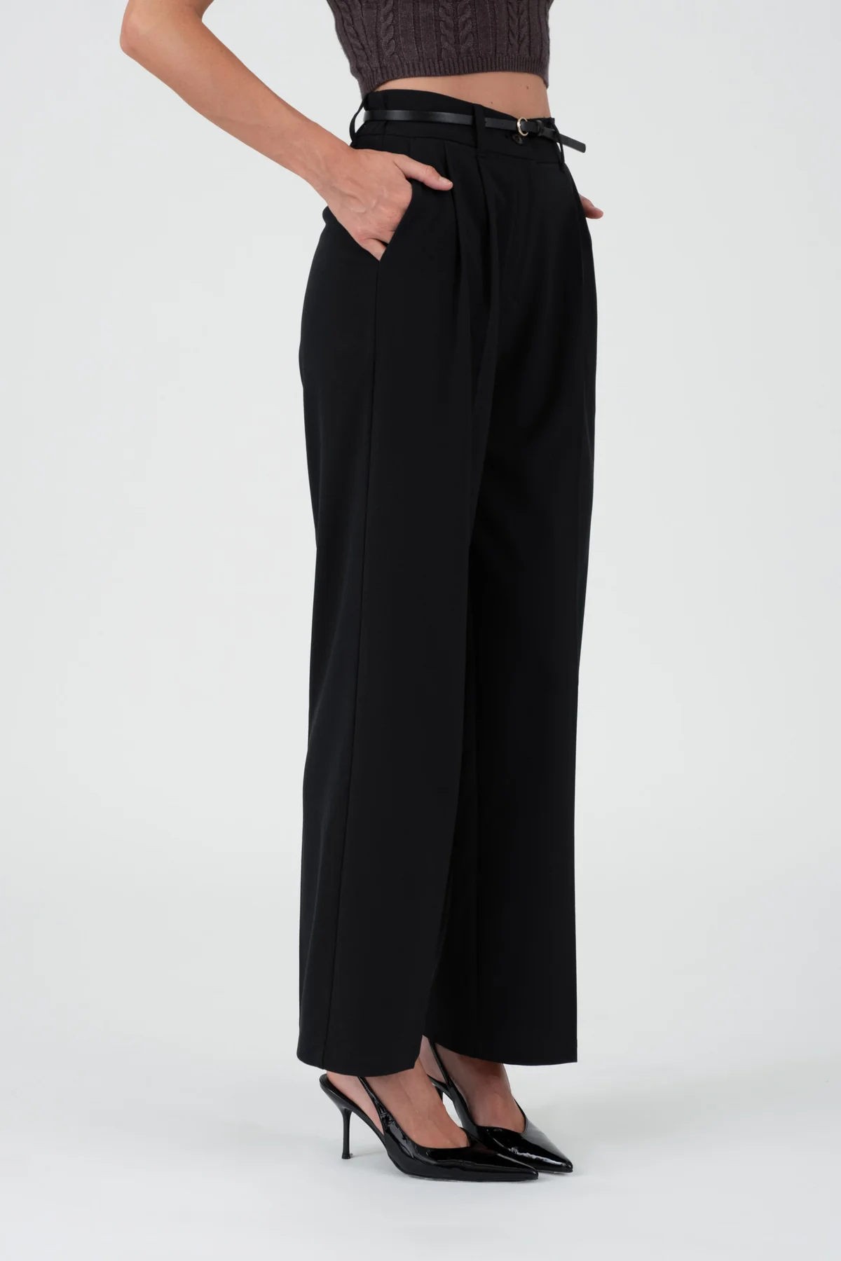 HIGH WAIST PLEATED TROUSERS
