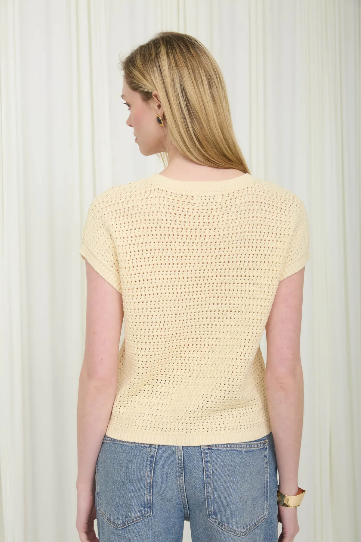 SHEER KNIT CREW NECK TOP