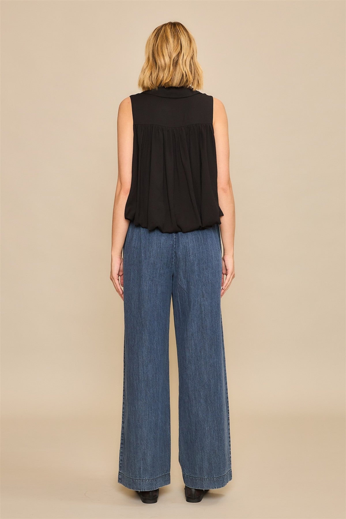 BUBBLE HEM SLEEVELESS TOP