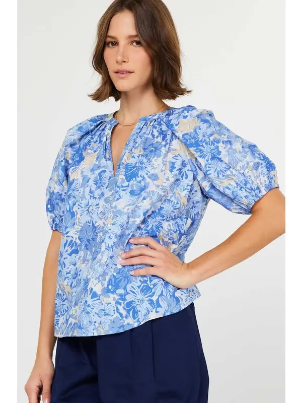 FLORAL PRINTED VNECK BLOUSE