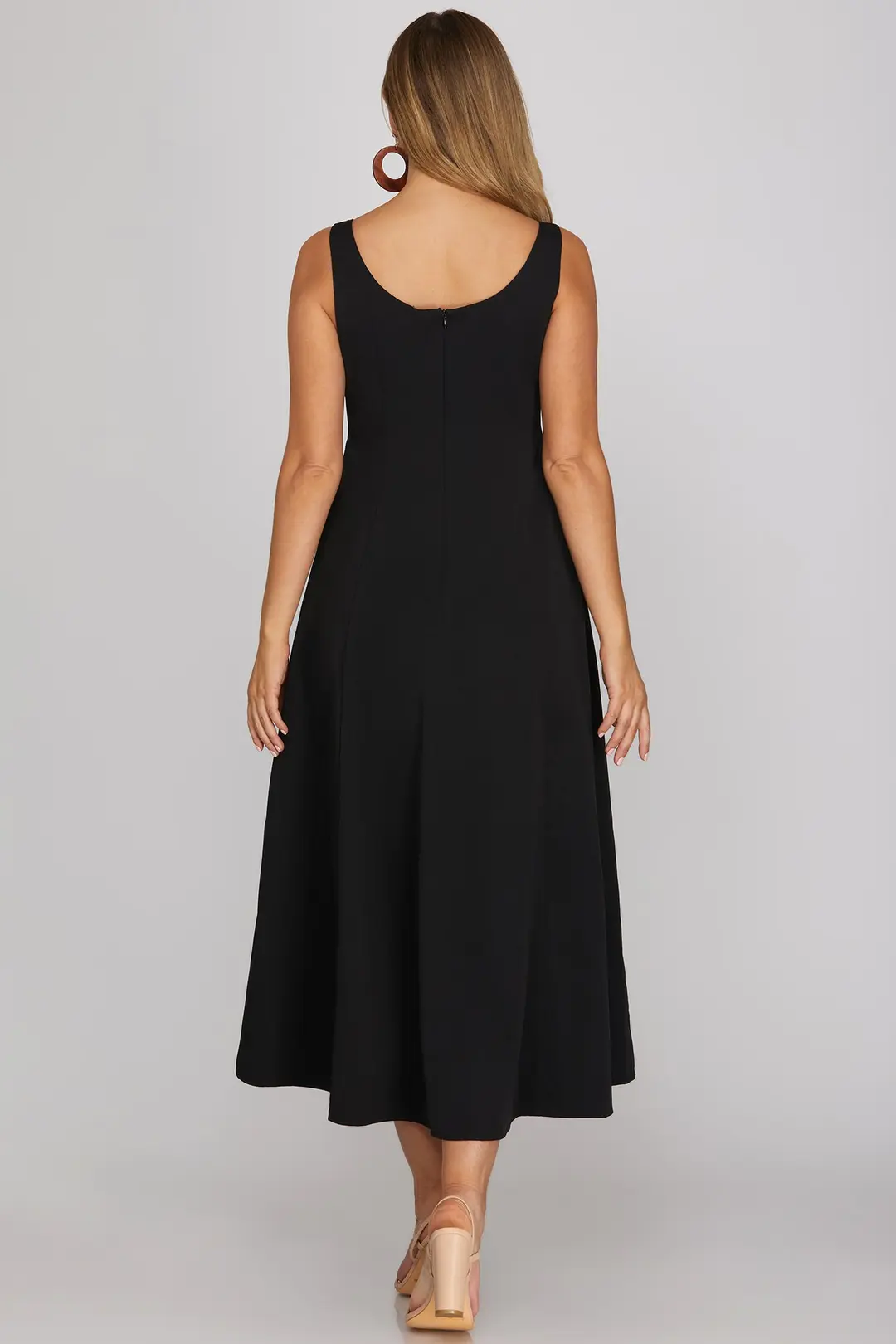 Black sleeveless sweetheart-neck midi dress - view 2