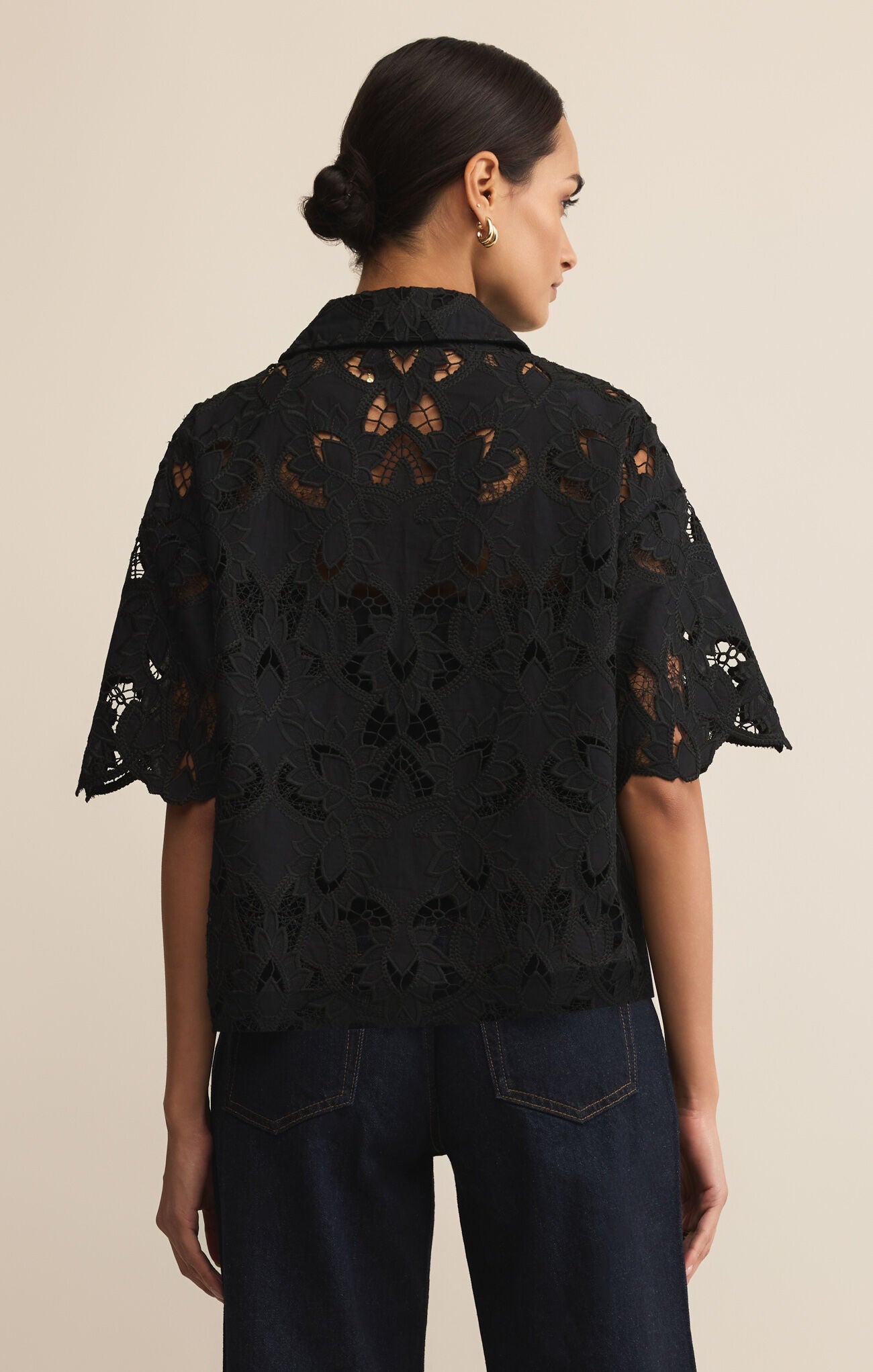 MIDNIGHT LACE TOP