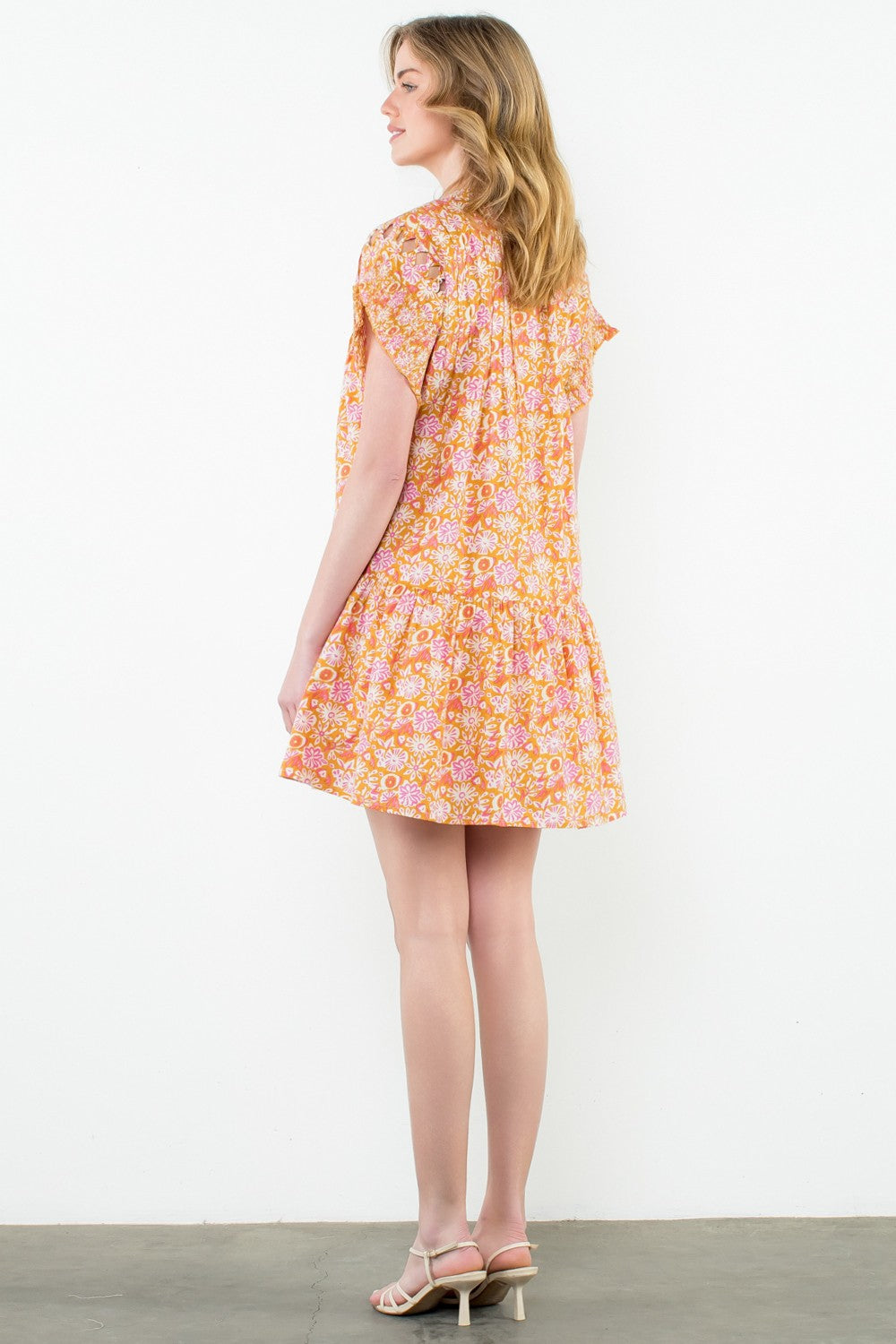 SMOCKED SLEEVE TASSEL TIE DRESS