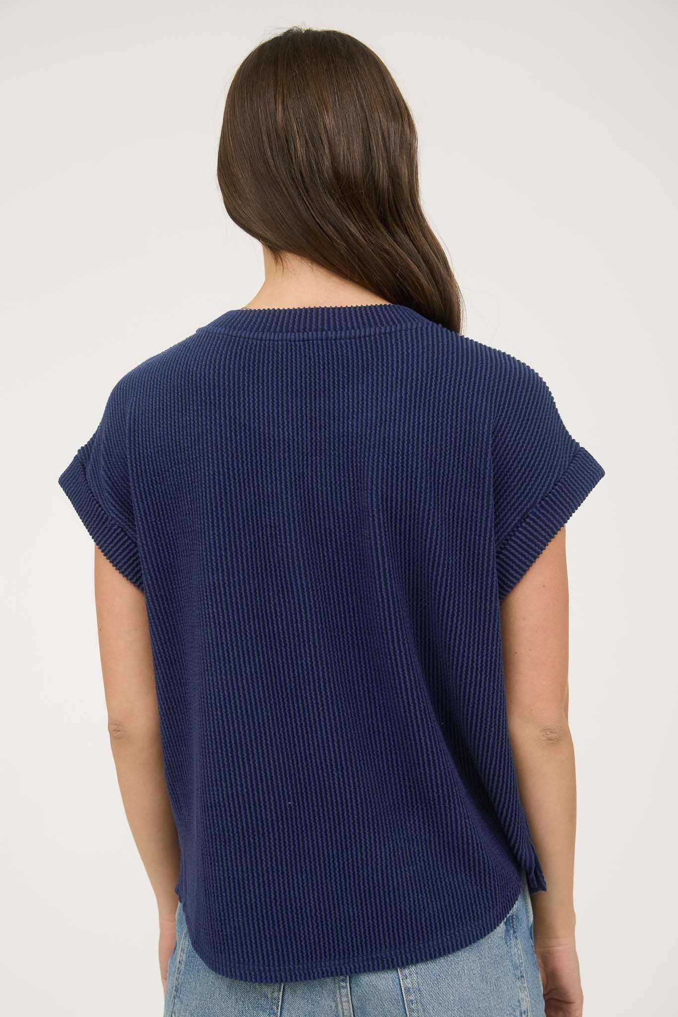 TEXAS SHORT SLEEVE KNIT TOP
