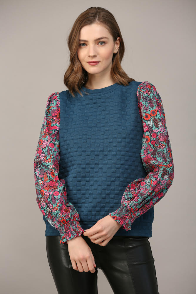 PRINTED SLEEVE EMBOSSED SWEATSHIRT