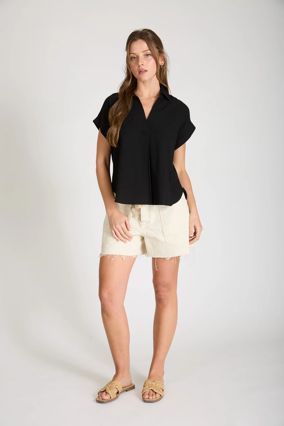 COLLARED U HEM LINEN TOP