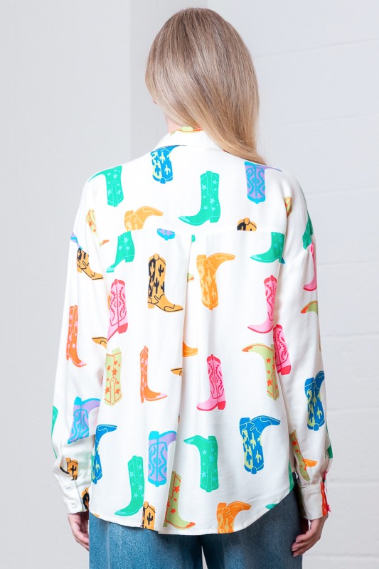Western boot-print shirt, side styling view