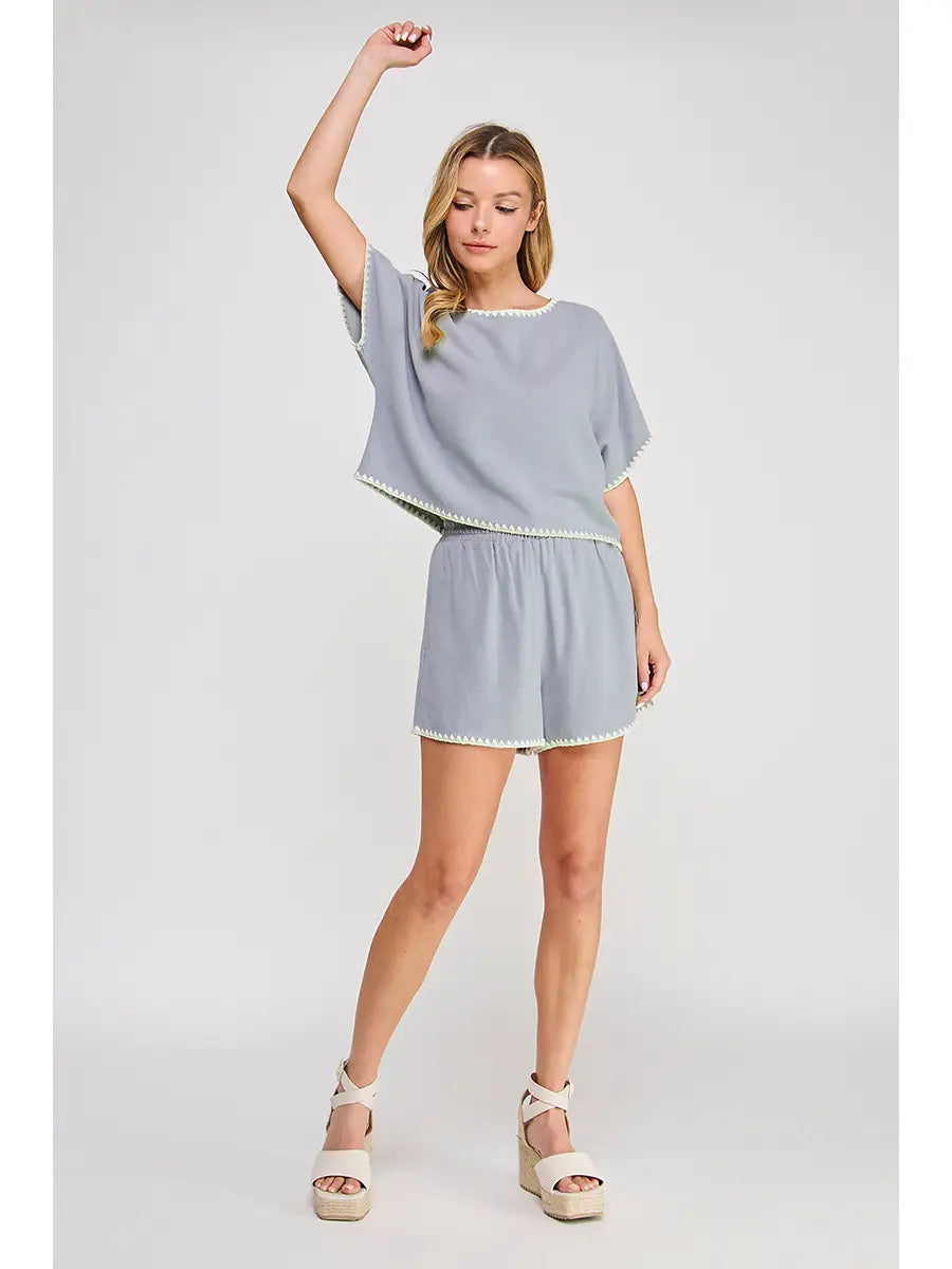 EMBROIDERED LINEN DOLMAN TOP