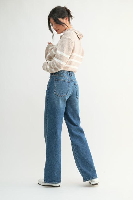 HIGH RISE STRAIGHT LEG DENIM