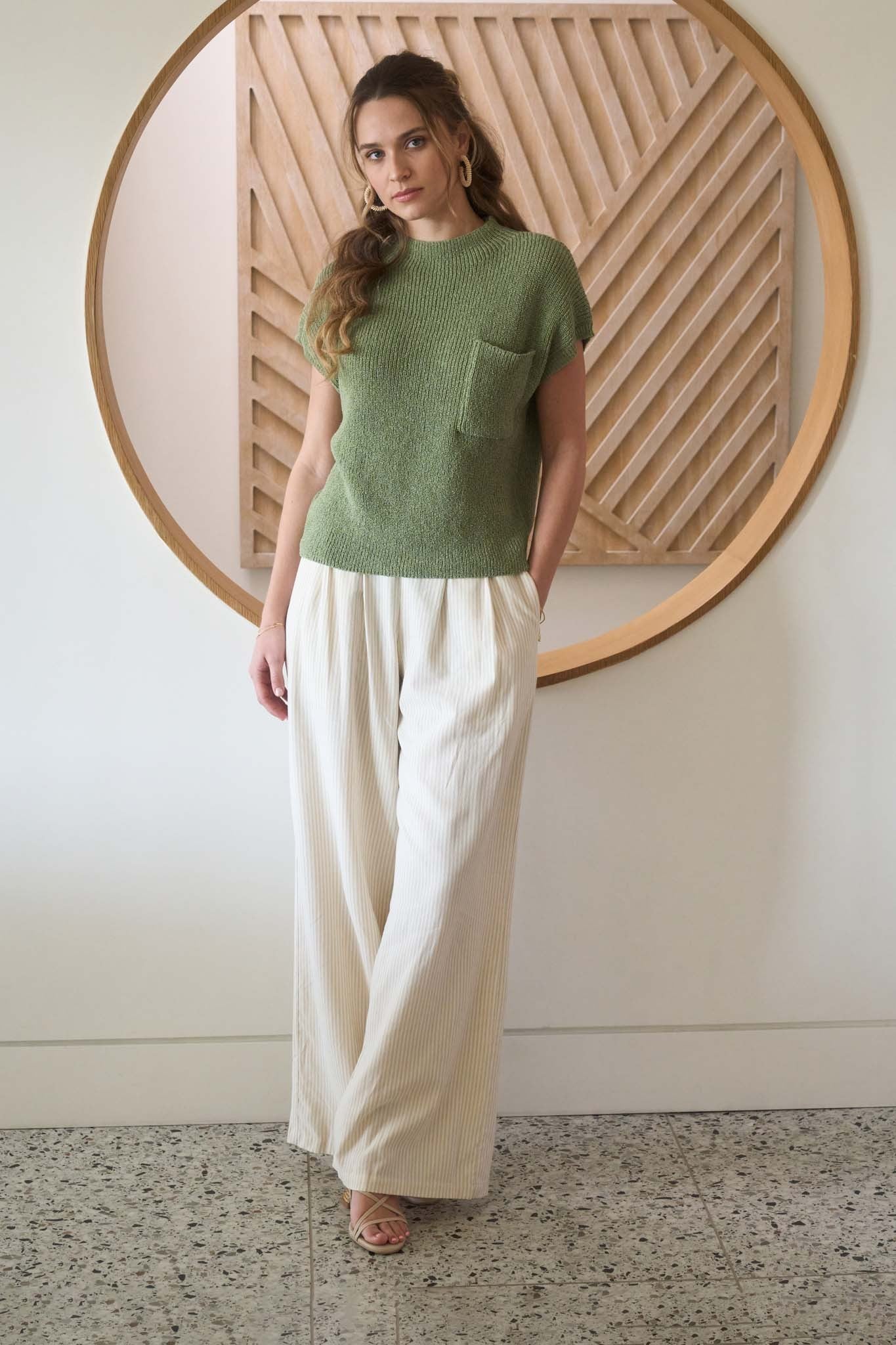 CREWNECK BATWING KNIT TOP WITH POCKET