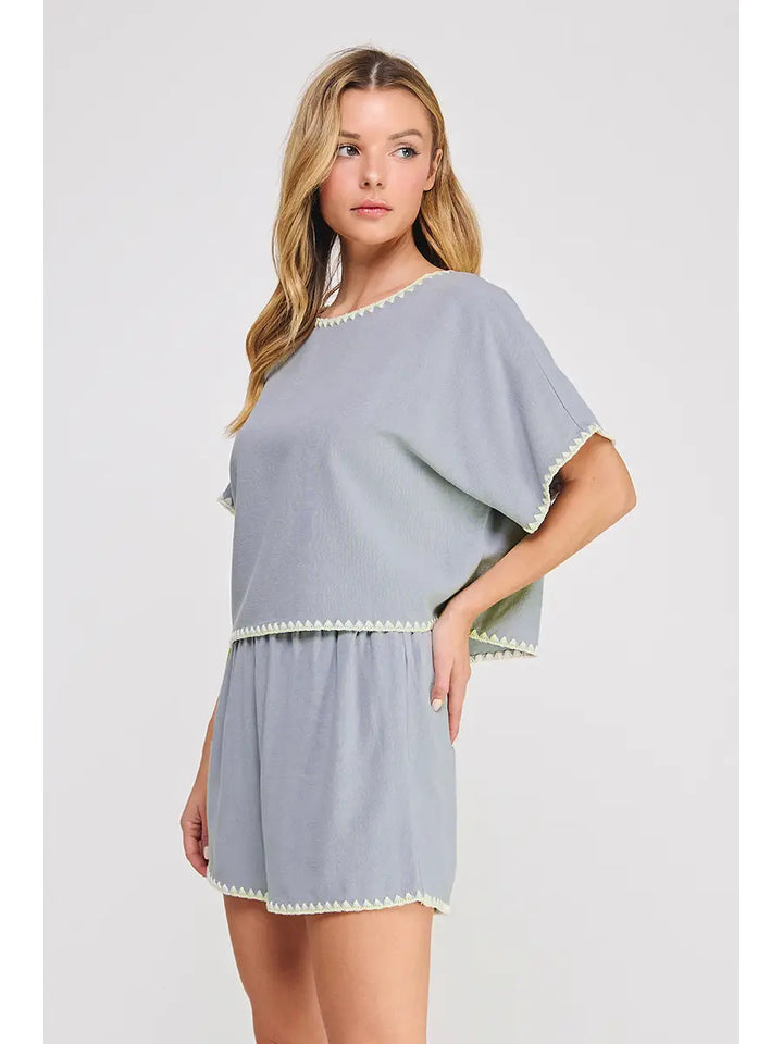 EMBROIDERED LINEN DOLMAN TOP