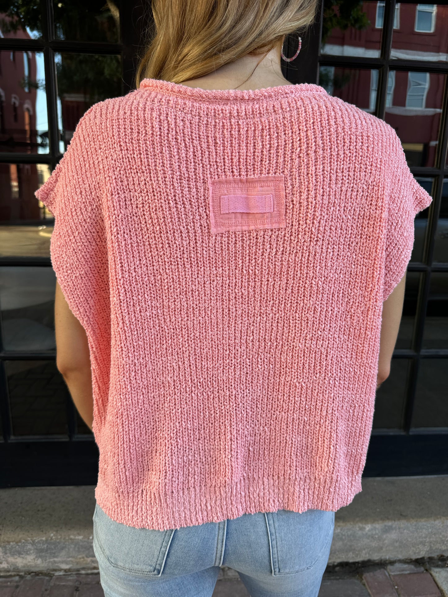 SLEEVELESS KNIT SWEATER TOP