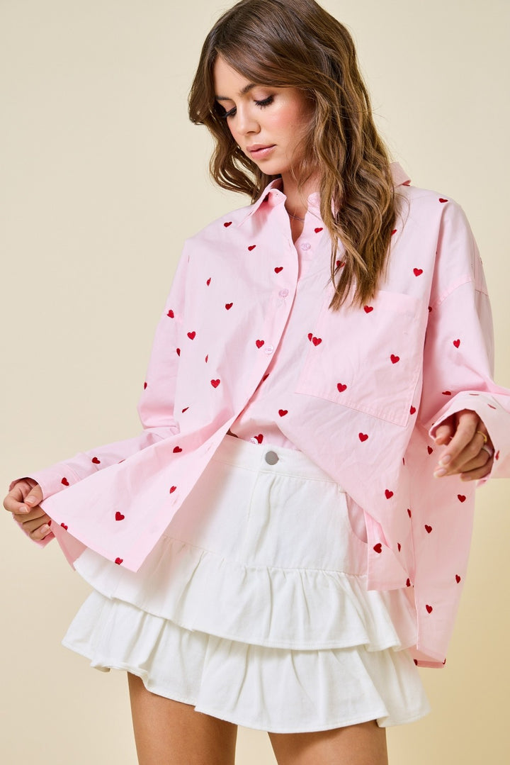 EMBROIDERED HEART BUTTON DOWN