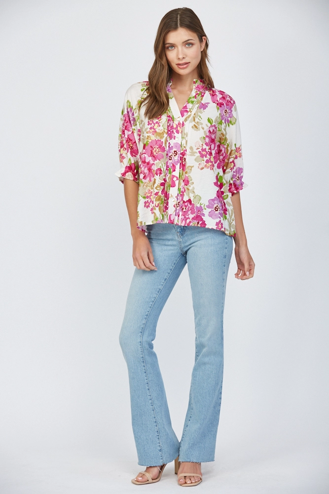 FLORAL PINTUCK SPLIT NECK TOP