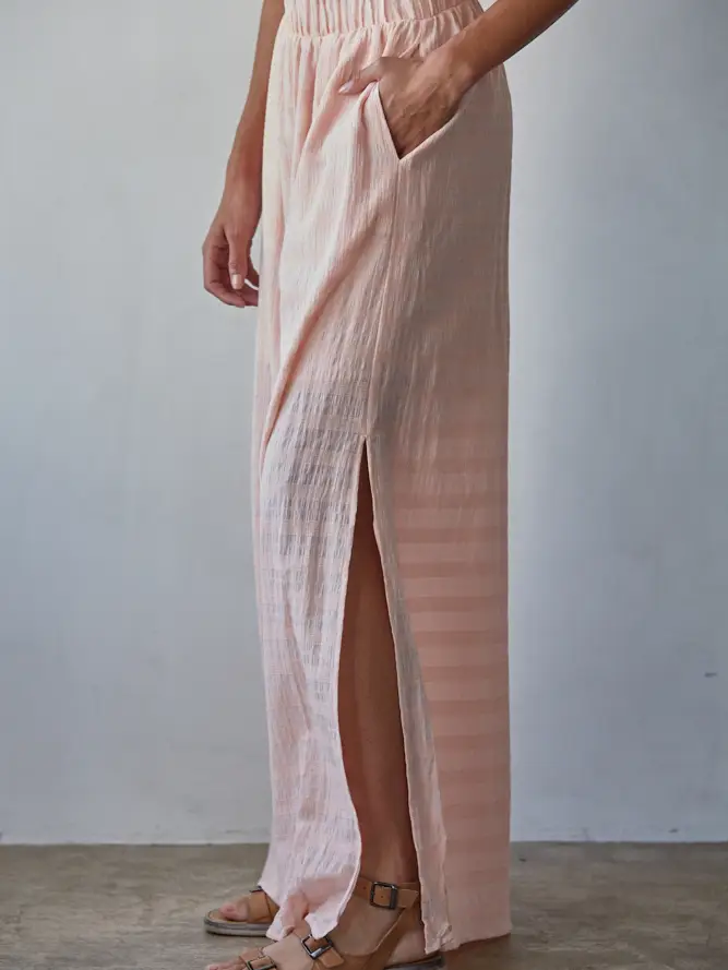 WIDE LEG SIDE SLIT PANTS