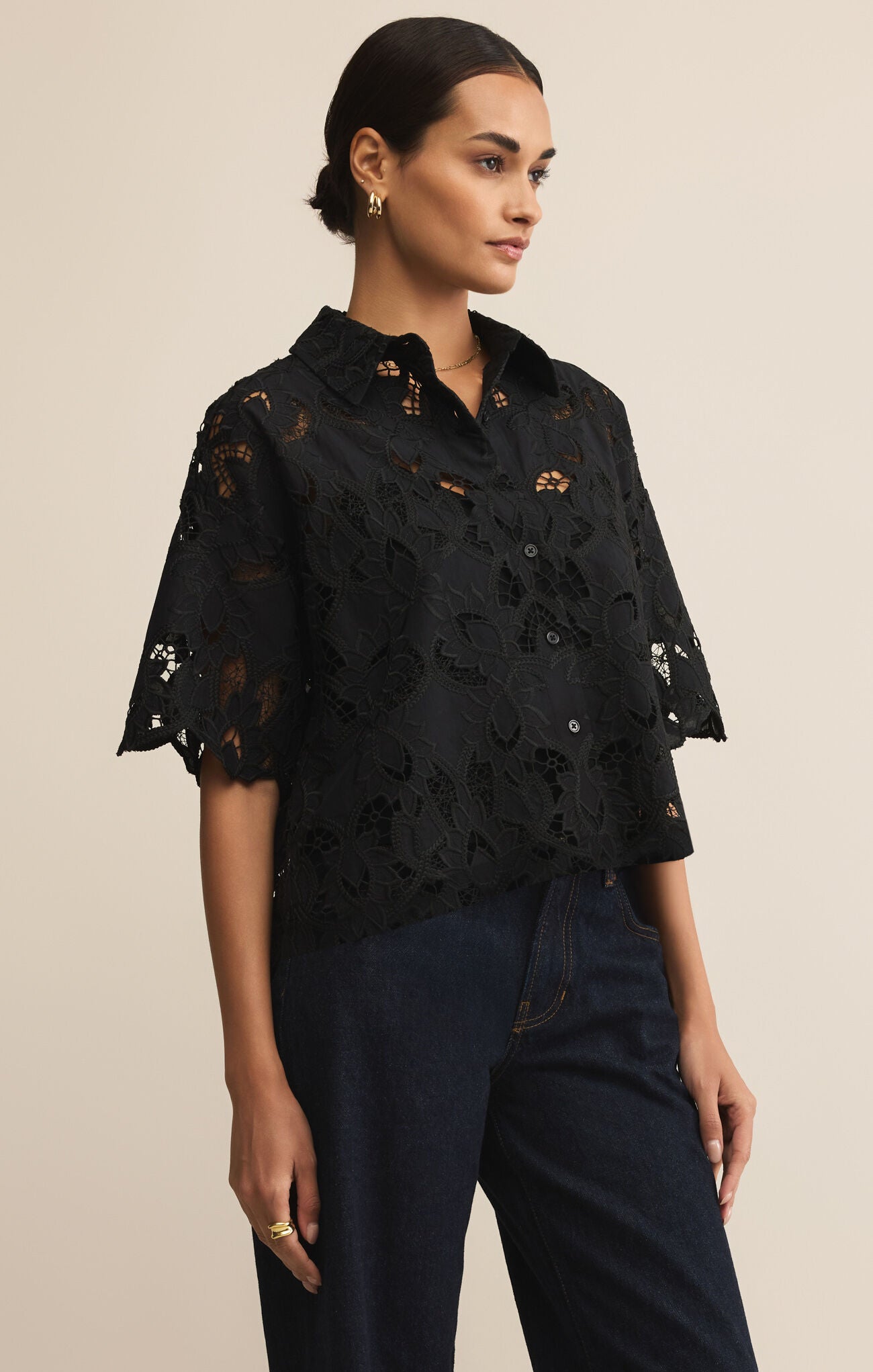 MIDNIGHT LACE TOP