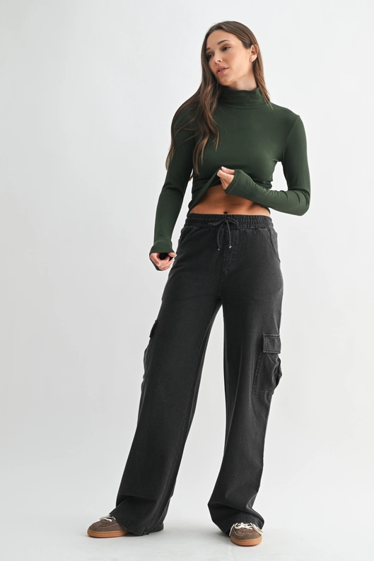 RIBBED LONG SLEEVE TURTLENECK