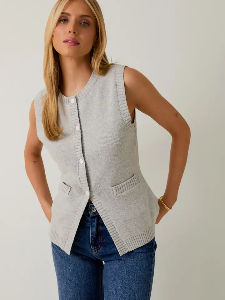 BUTTON DOWN KNIT VEST