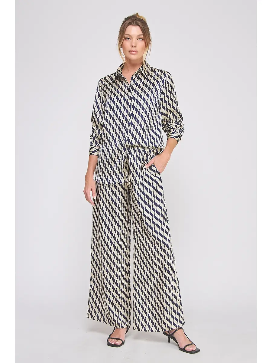 PRINTED SATIN TIE WAIST WIDE LEG PANT