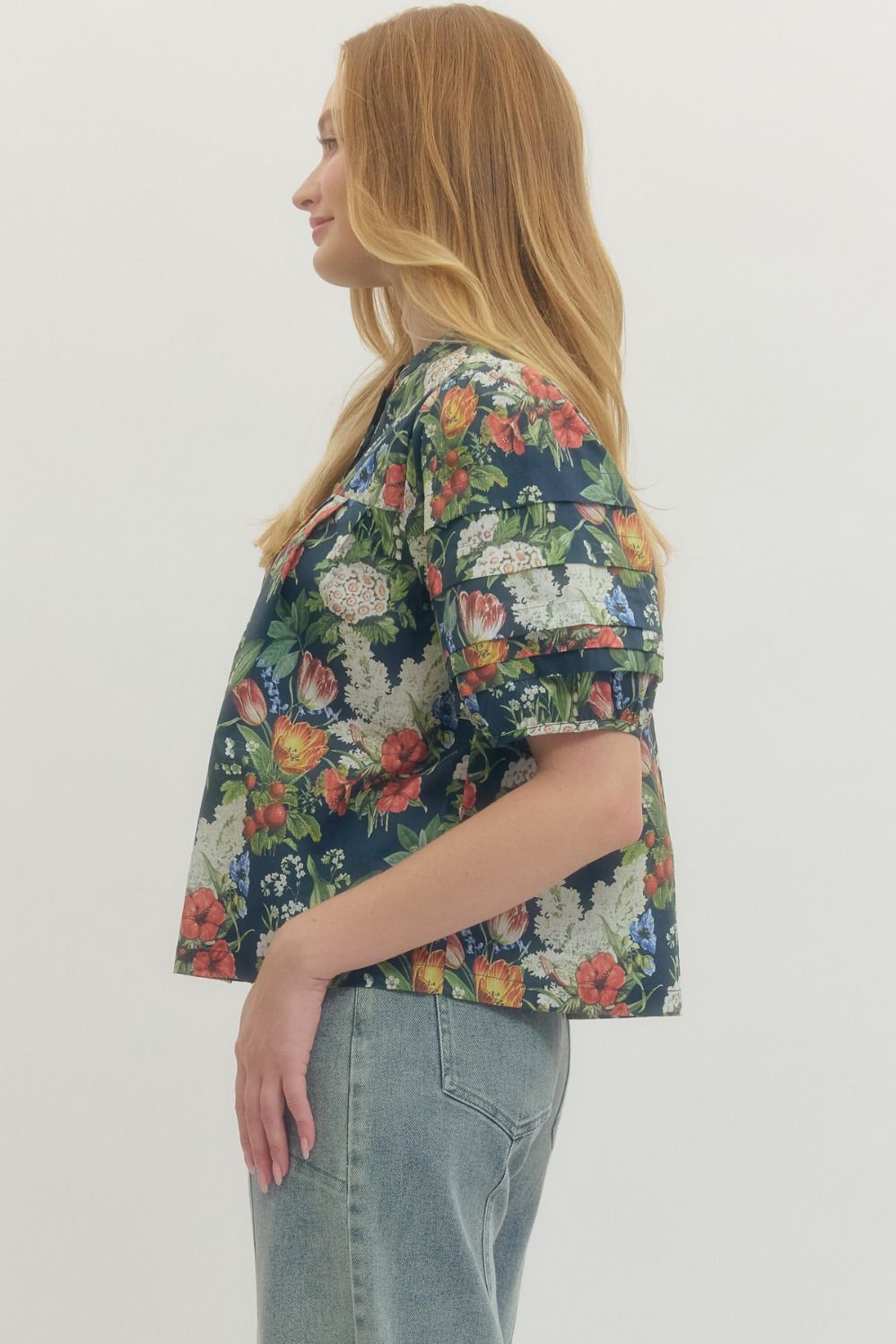 FLORAL HIGHNECK TOP