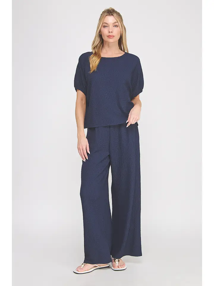 TEXTURED KNIT DOLMAN TOP