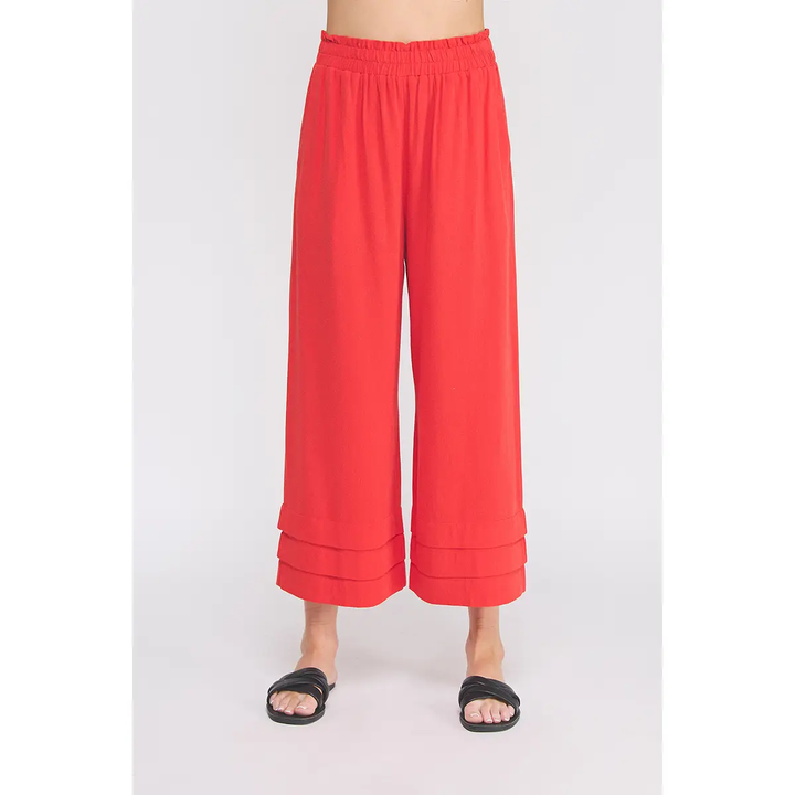 RUFFLE WAIST ANKLE PANT