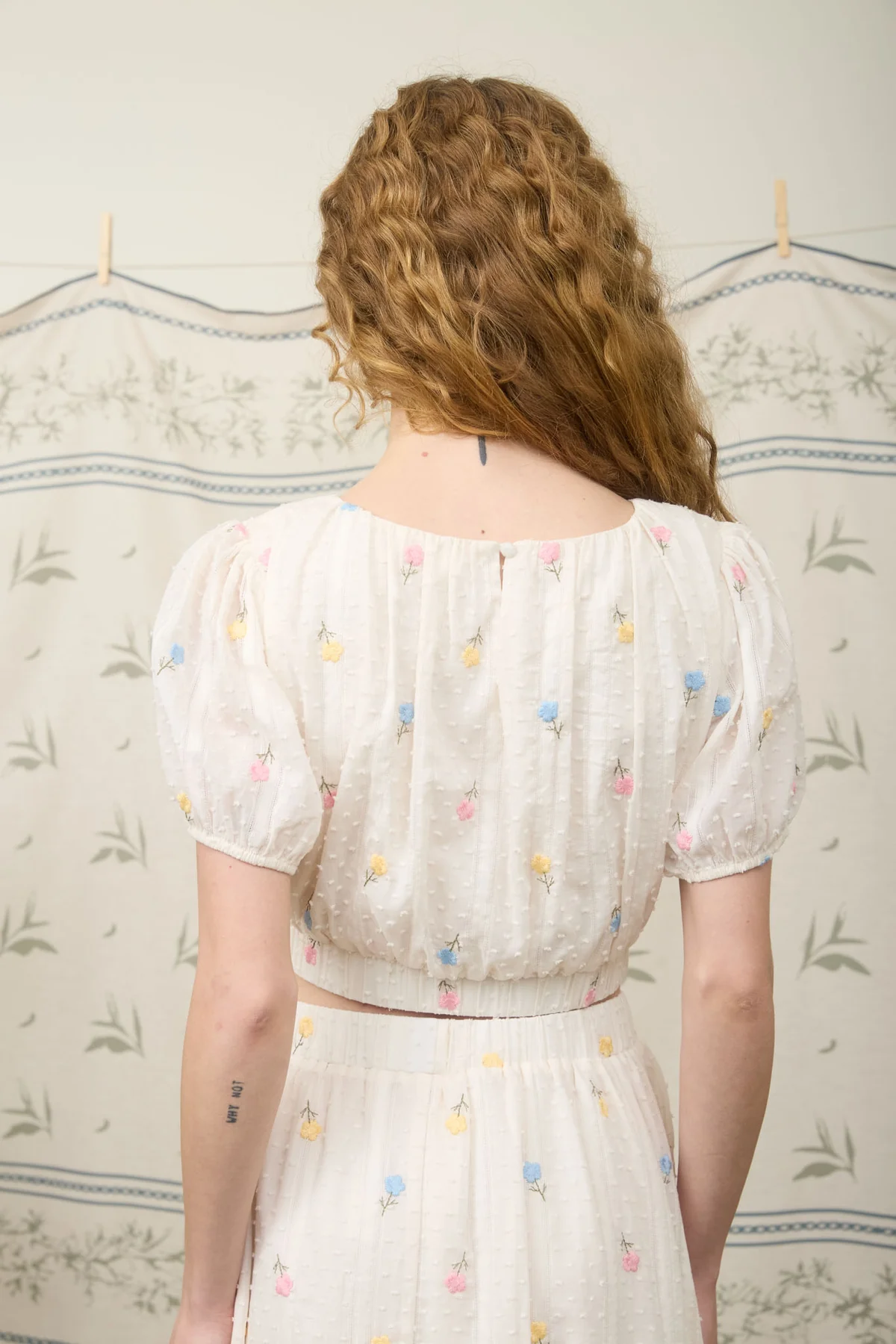 FLORAL EMBROIDERY CROP TOP & SKIRT SET