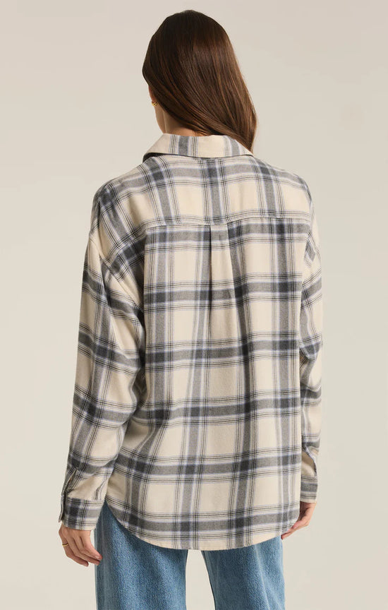 RIVER PLAID BUTTON UP