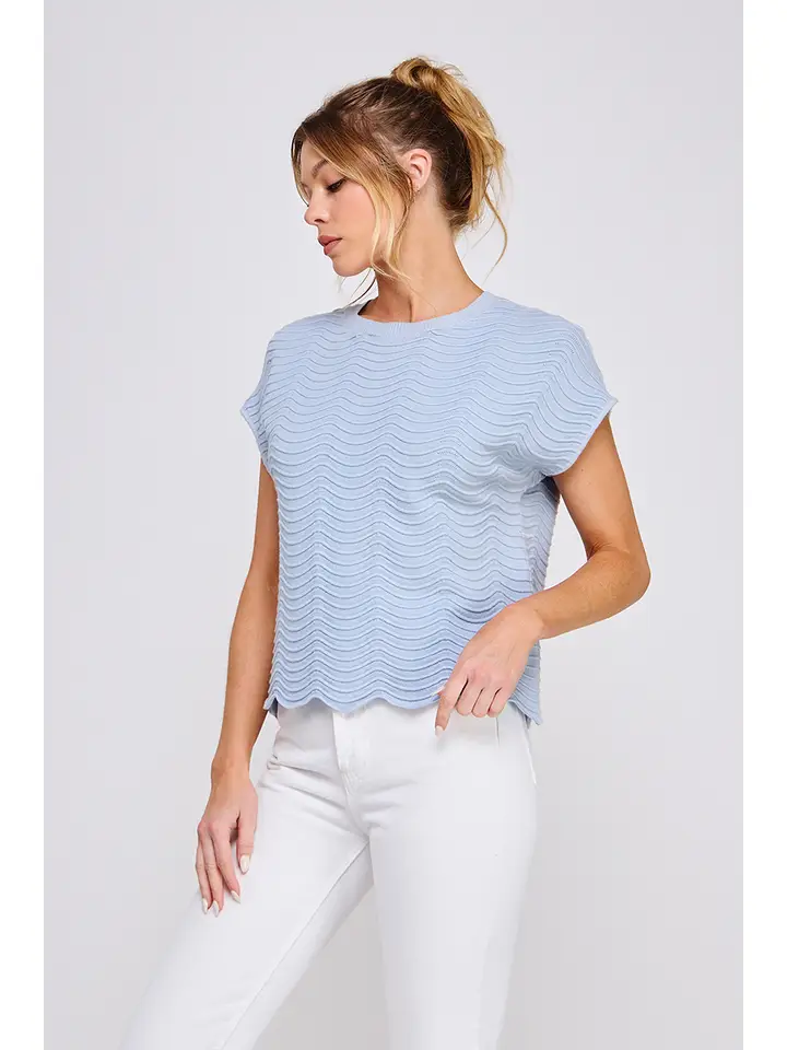 SCALLOP PATTERN KNIT TOP