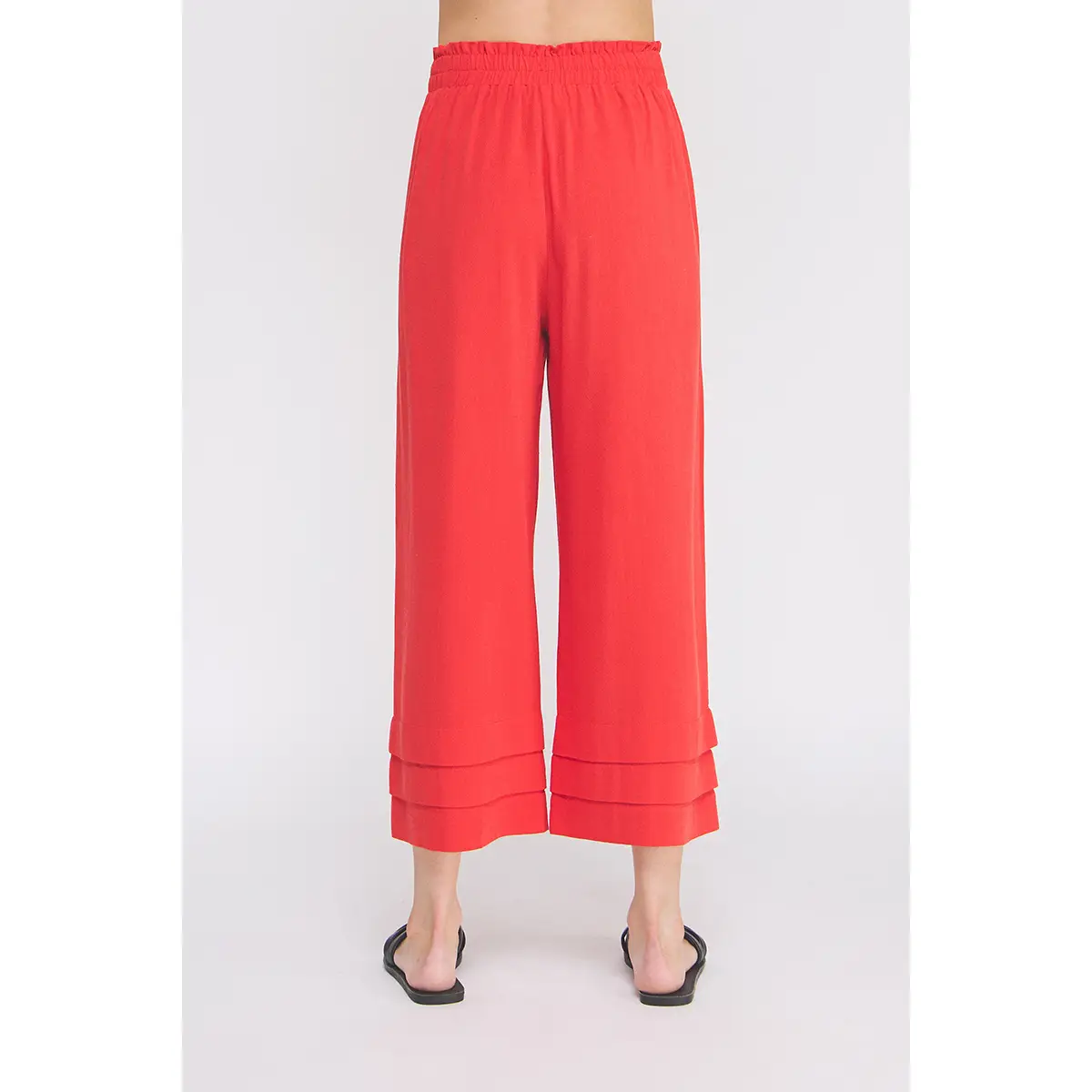 RUFFLE WAIST ANKLE PANT