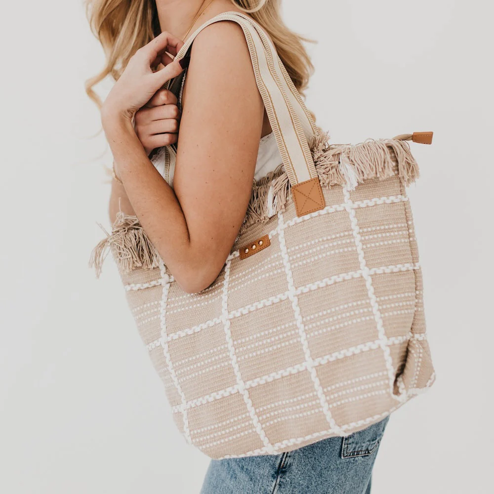 FAE FRINGE TOTE BAG