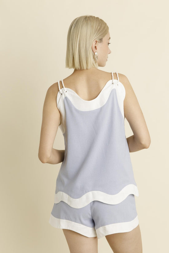 LINEN WAVE HEM TOP