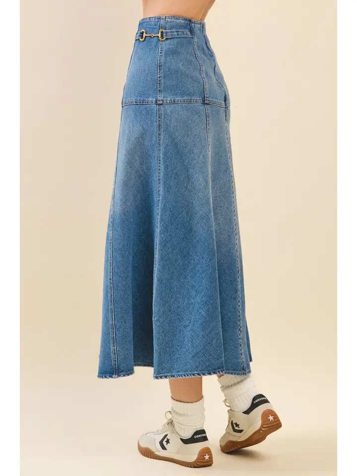 BUCKLE DETAIL MIDI SKIRT