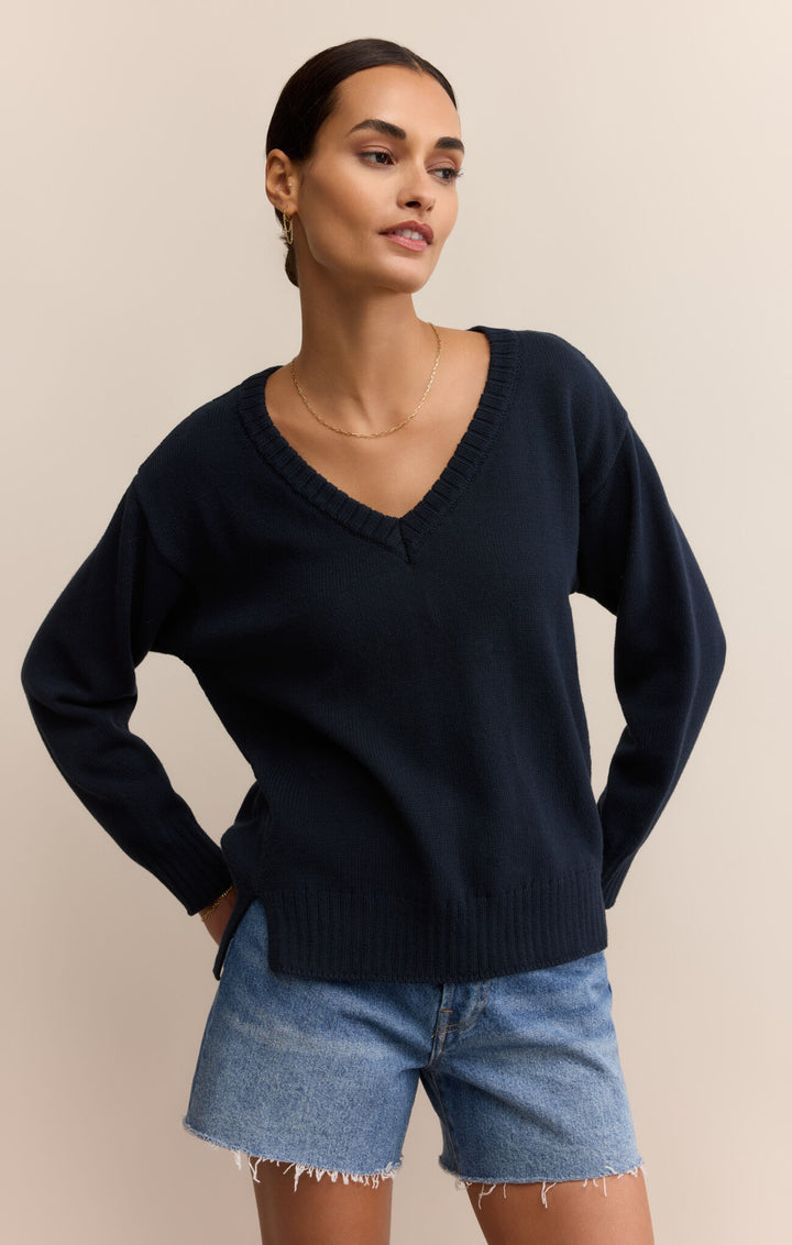ALL AROUND VNECK SWEATER