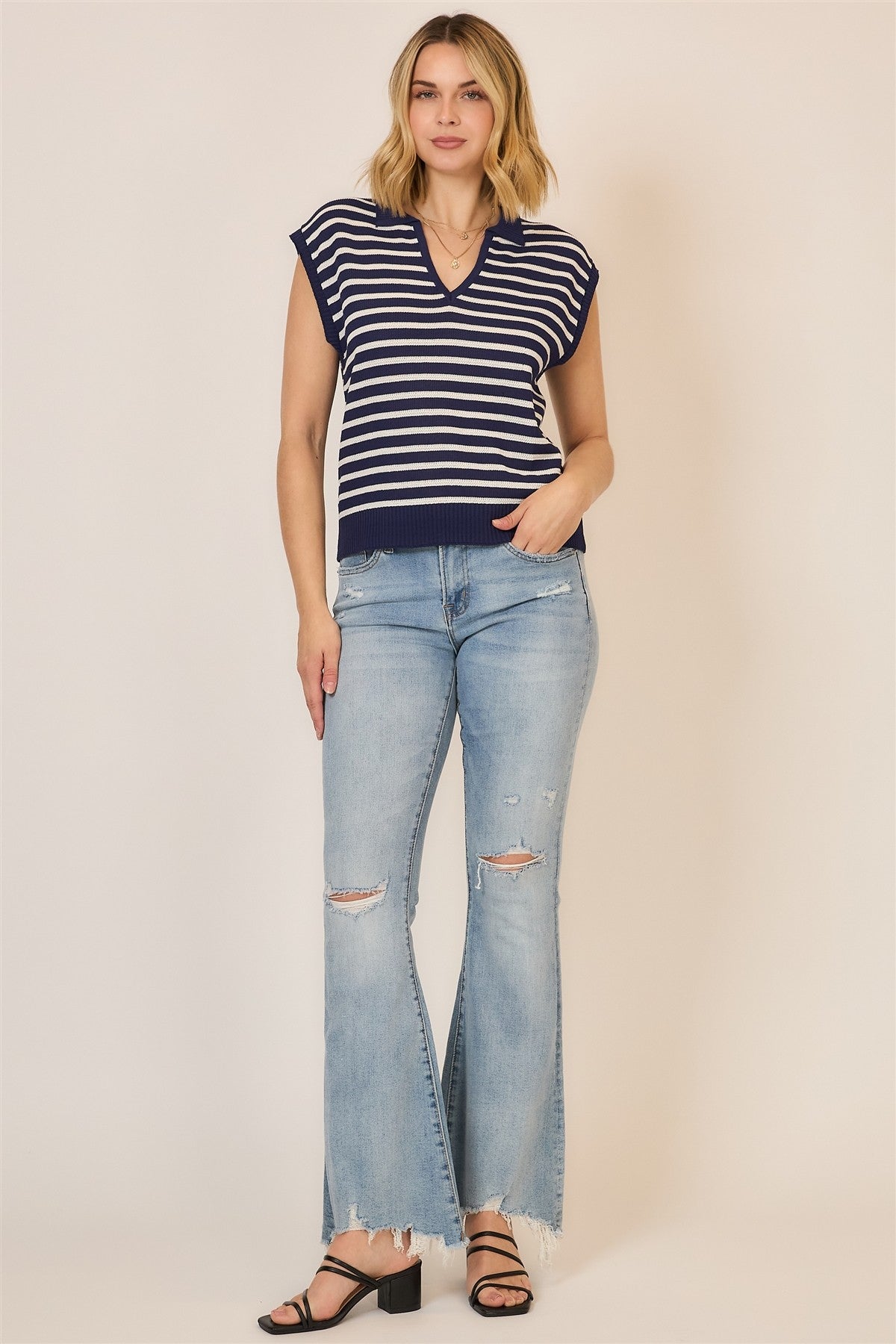 STRIPED COLLARED SWEATER VEST