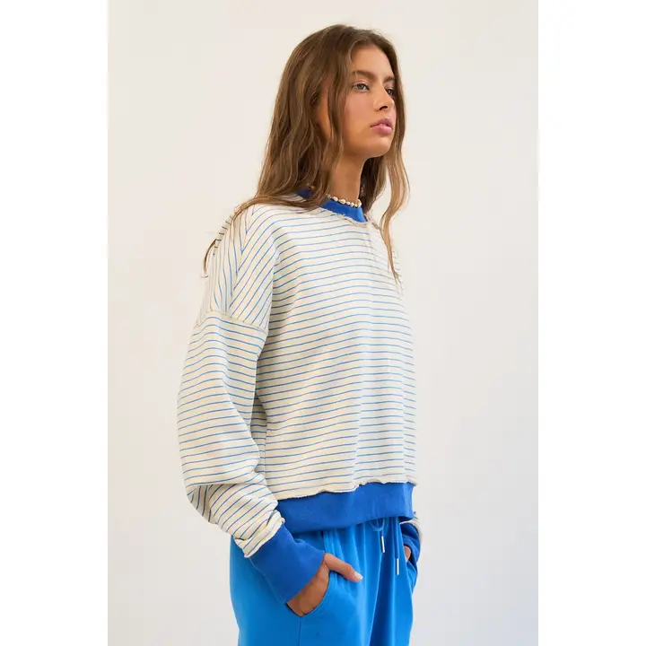 BACK CROSS SWEATSHIRT