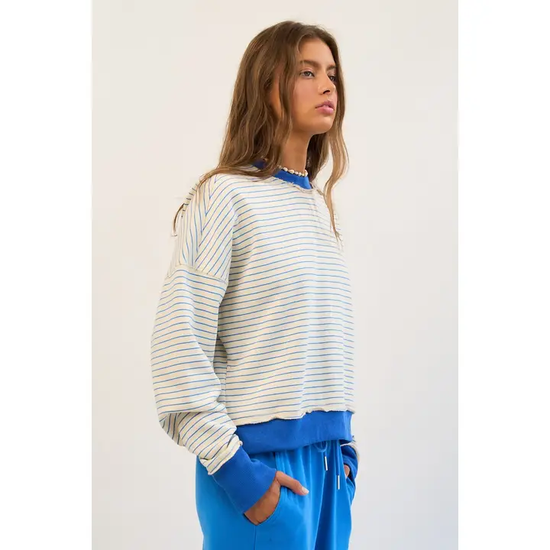BACK CROSS SWEATSHIRT
