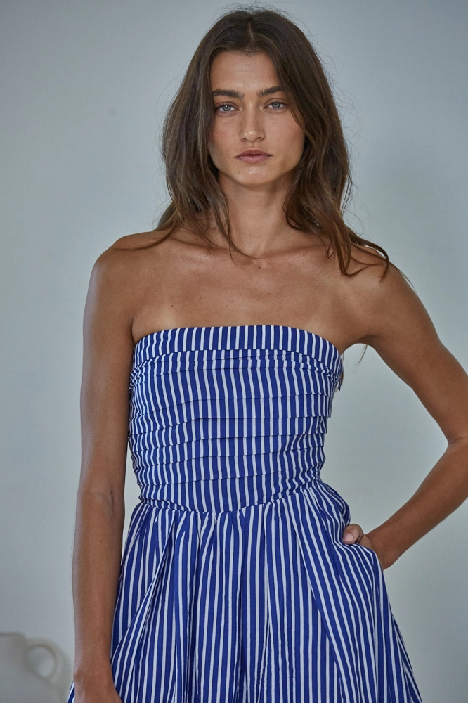 STRIPED STRAPLESS MAXI DRESS