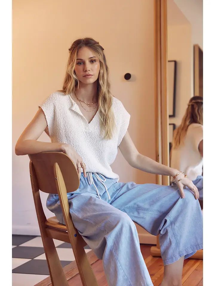 RELAXED SPLIT NECK SLUB SWEATER TOP