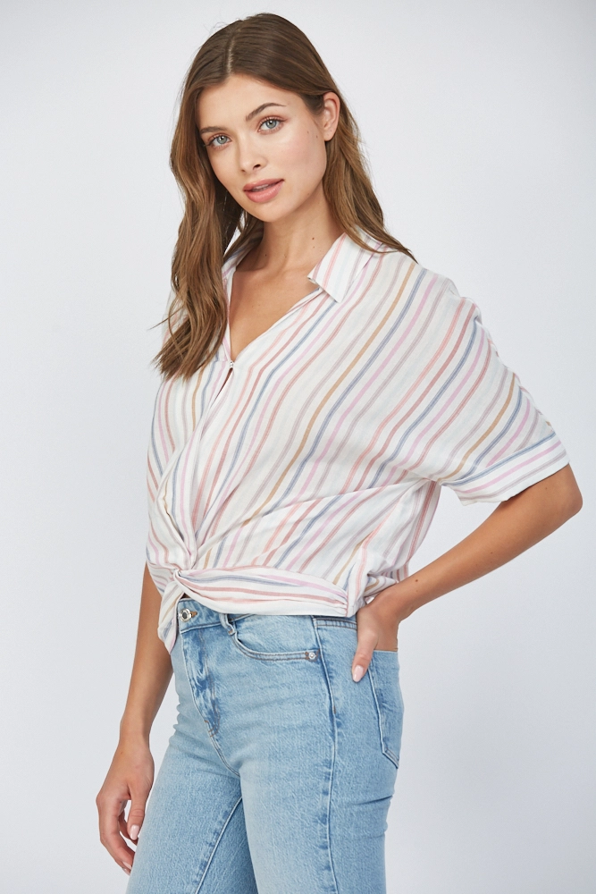FRONT TWIST COLLAR TOP