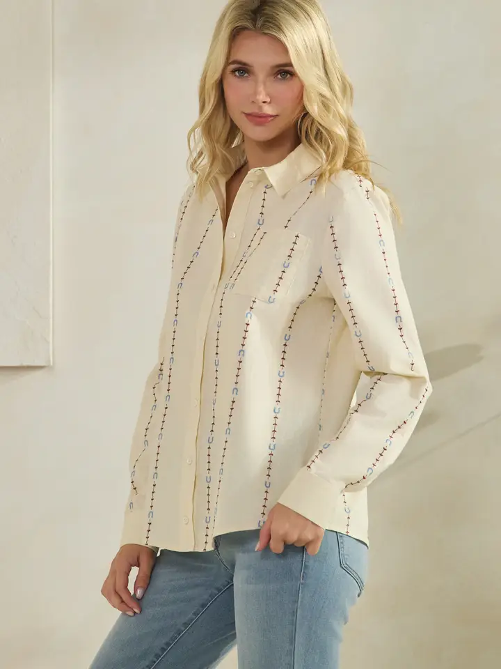 EMBROIDERED HORSESHOE TOP