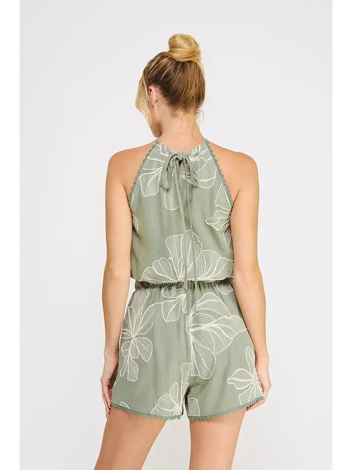 FLORAL LINEN HALTER TOP