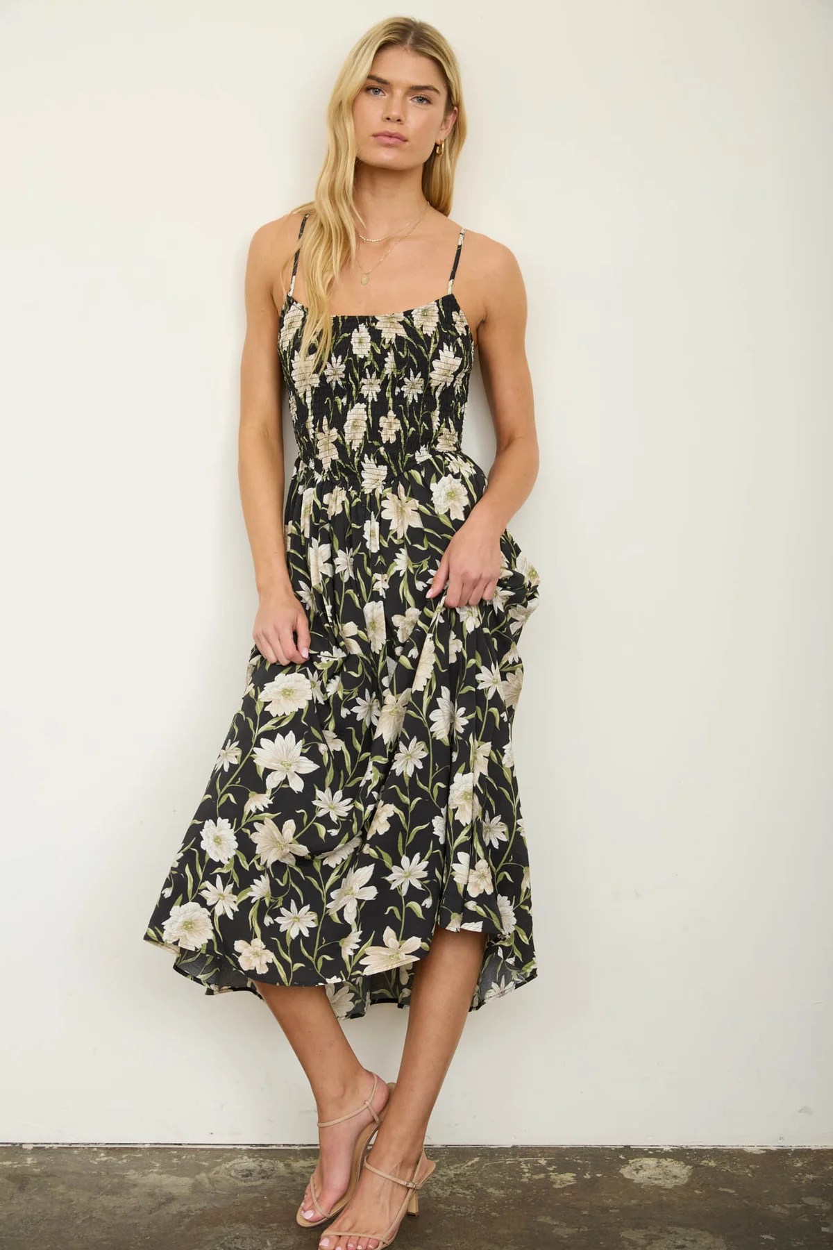 FLORAL SMOCKED MIDI SUNDRESS