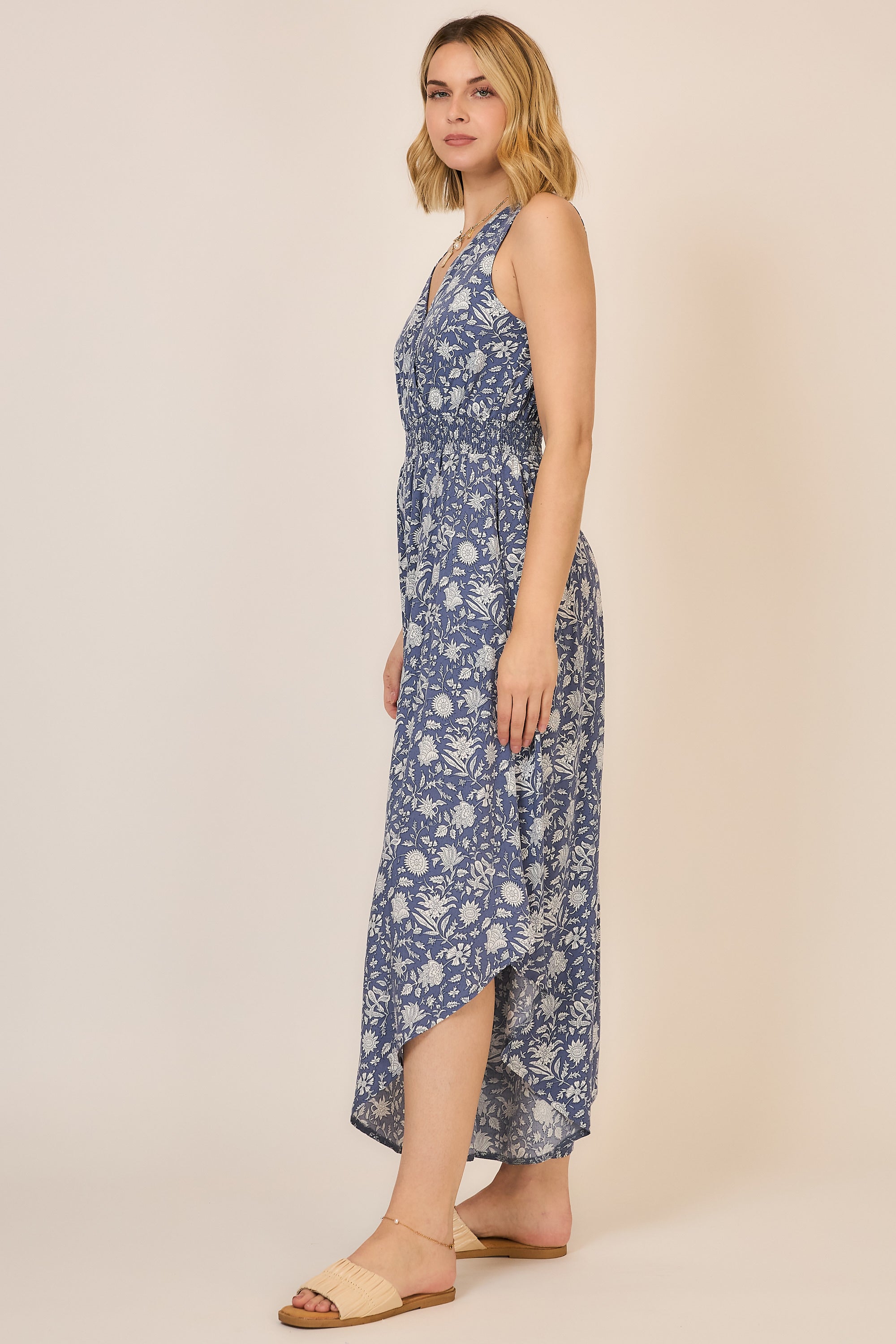 FLORAL PRINT SLEEVELESS JUMPSUIT